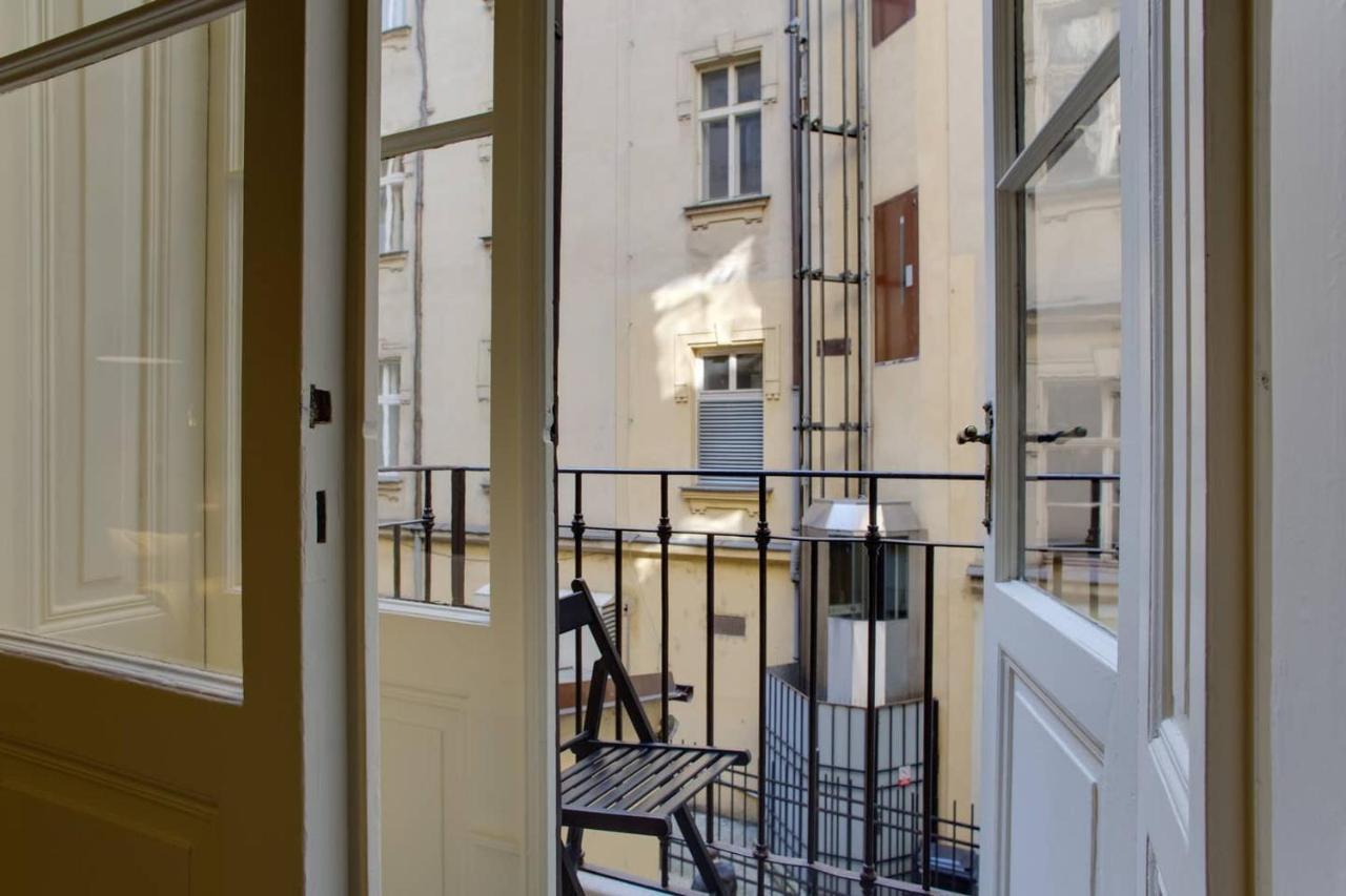Bright Prague Havelska Apartment Exterior photo